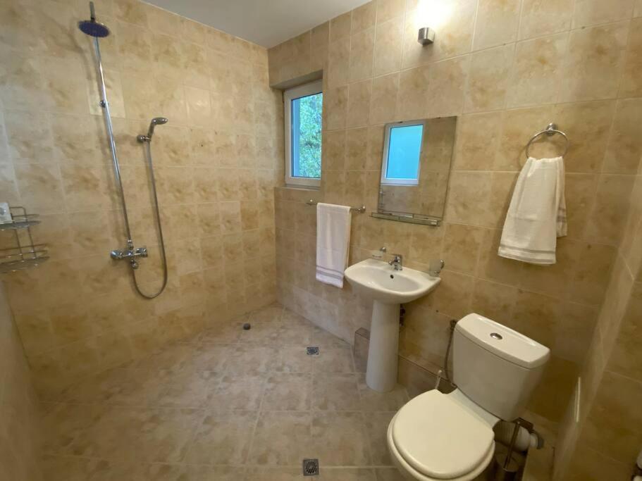 Apartment Happy Place Akatcia Велико Търново Екстериор снимка